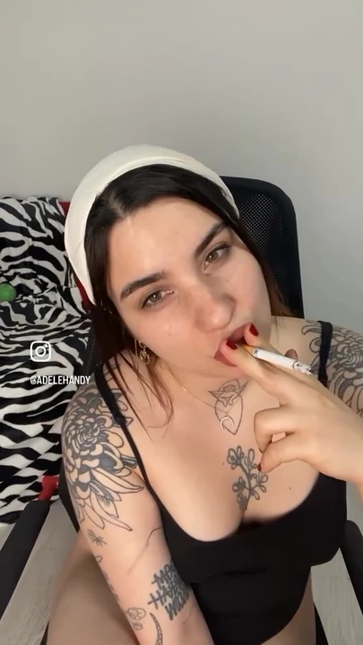 Я знаю, что я обожаю наблюдать, как я курит ✨