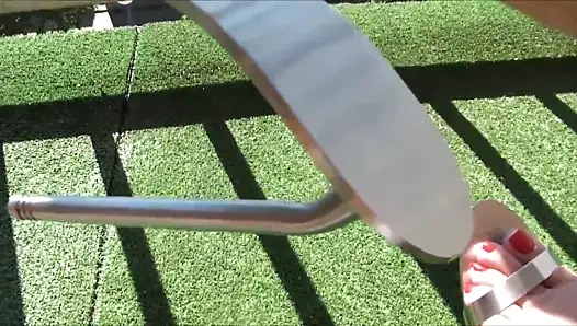 Metal topuklu seksi ayaklar 1