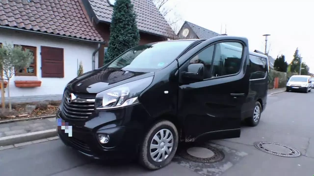 Nepper Schlepper Frauenfanger (Full Movie)