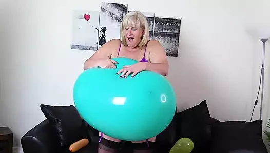 Olgun büyük balon patlatma fetişi