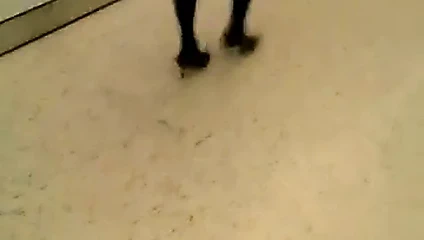 topuklu ayakkabılar