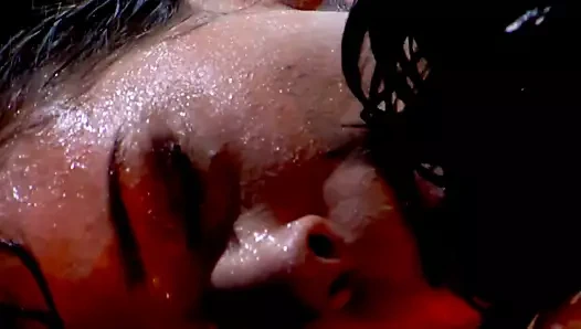 Sıcak lesbos louisa ve taylor sikme sensually içinde the yağmur