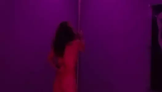 Chica tatuada mejor y con chico nuevo