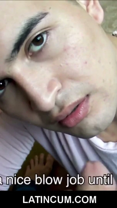 Genç amatör latino twink oğlan seks ile filmmaker | Klip 1