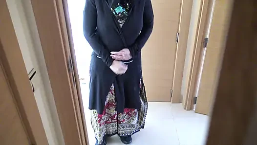 Sapık yaşlı Alman adam Suriyeli mülteciyi prezervatifsiz sikiyor