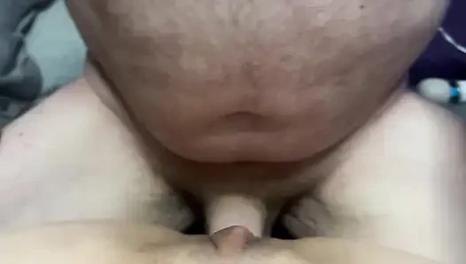 Мачеха получает хуй на обеденном перерыве