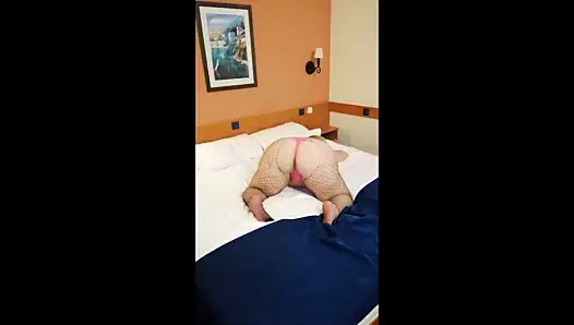 Şişman götümü file taytla sikiyorum - iri güzel kadının götü