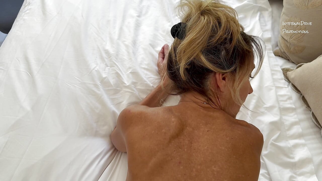 Eğilimli Göte Tapınma Seksi Götüne Gömülü Büyük Yarak. Bölüm 2