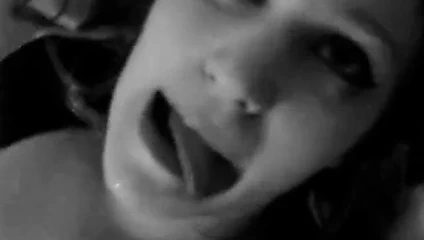 Oral seks - seks - siyah beyaz yüz bakımı