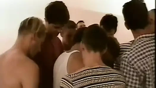 Sert yarak uzun derin bir sakso çekiyor #5