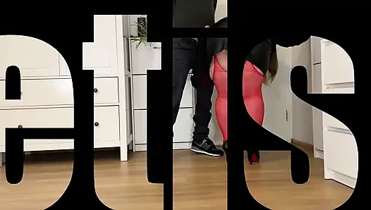Olgun orta yaşlı seksi kadın beni boşaltmanın alışılmadık bir yolunu buldu