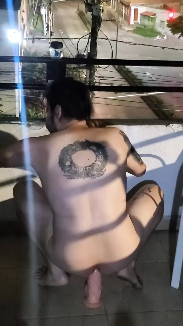 Balkonda azgın