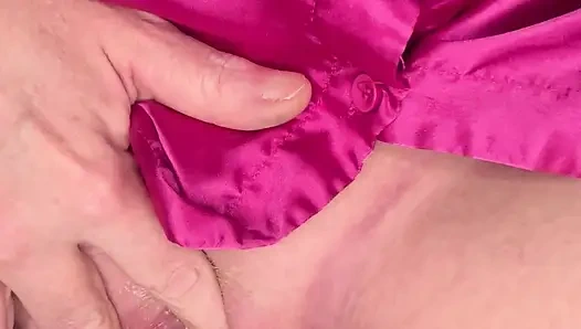 Honeyfleur erkek delisi amcık boşalmayı seviyor