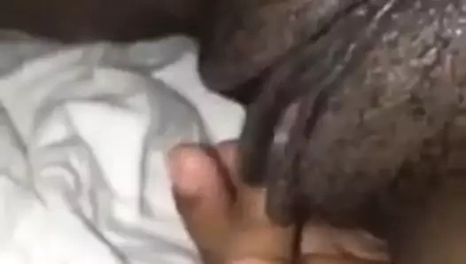 Sürtünme ıslak şişman klitoris