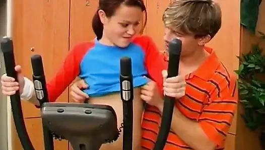 Vicky için sportif bir sikiş