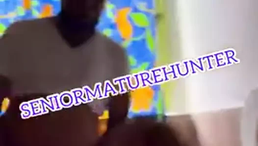 Do carro levei pra casa