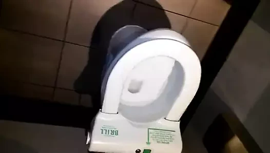 Ateşli arap arap uzun dudaklı