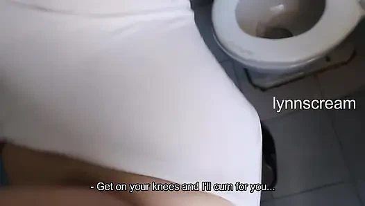 Karım evde yokken üvey kız kardeşimle banyoda bakış açısı seksi