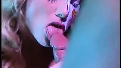 Çılgın kalabalık ile sıcak anal seks palyaçolar