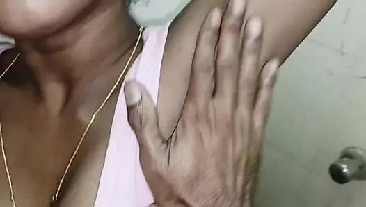 Seans 24. Hintli çift banyoda seks yapıyor