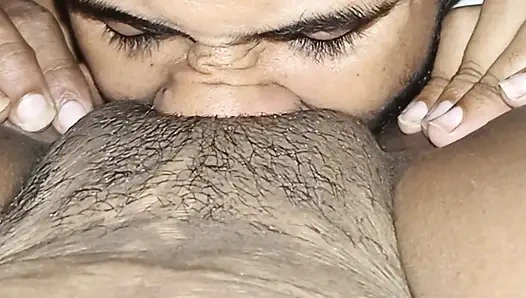 Bhabhi ne chut chtvaya