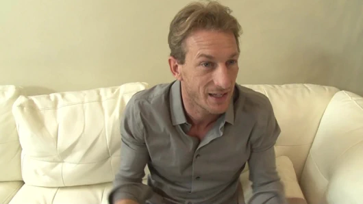 Troublesome busty üvey kız sikikleri üvey baba ile bir büyük çük