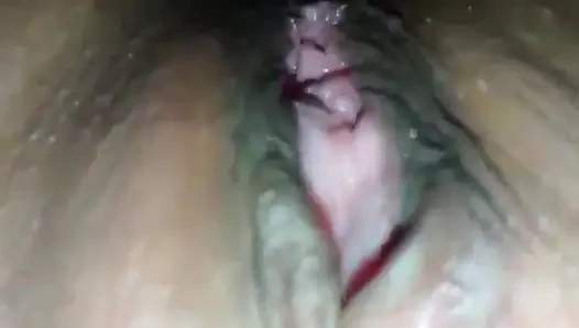 Üvey kız kardeşimin sıkı amını sikiyorum.