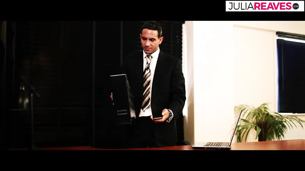 Premium Lady In Lacquer And Leather Gets Fucked Hot Blonde Porn Feat Michelle Thorne (High Quality) - Toronto Special