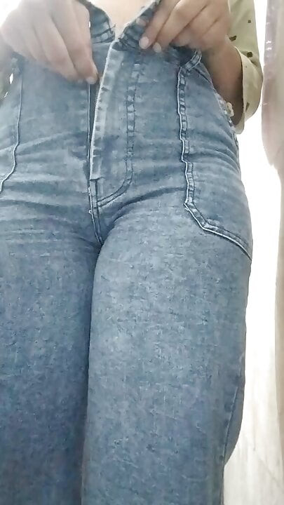 Desi kirli riya gets dev navel parmak içinde banyo seks sahne