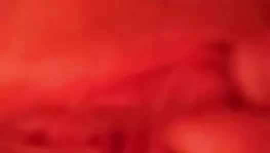 Laura parmak ona kedi