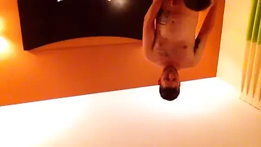 Genç çift otelde dalga geçiyor