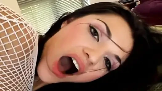 Çok güzel hatun çifte götten sikiliyor