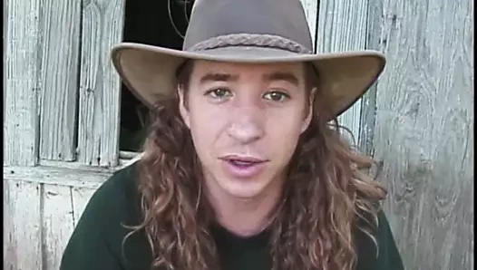 Güzel göğüsleri ile esmer alır el itti yukarı onu kedi