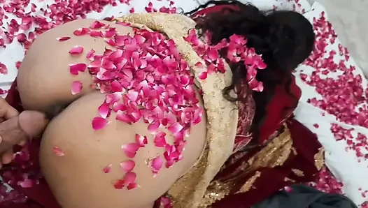 Suhagrat - ilk düğün gecesi seksi - yeni Hintli ateşli çift