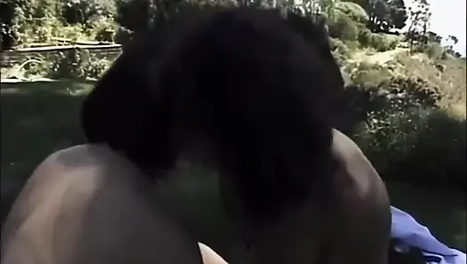2 orospu için 1 penis