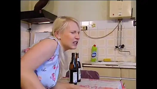 Üvey kız kardeşini nasıl sikersin!!