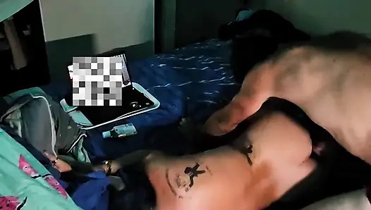 Amatör çift - tam 5 dakikalık hd video - bakış açısı yatak odası sahnesi açıklaması: