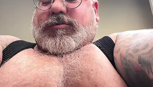 BIG FAT GRANDPA HAS NO TOUCH HANDS FREE PROTEIN SPRAYS