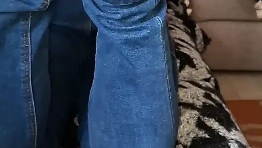 Kötü kokan ve kirli ayaklarım önünde görmezden gelinmek zorunda kalın