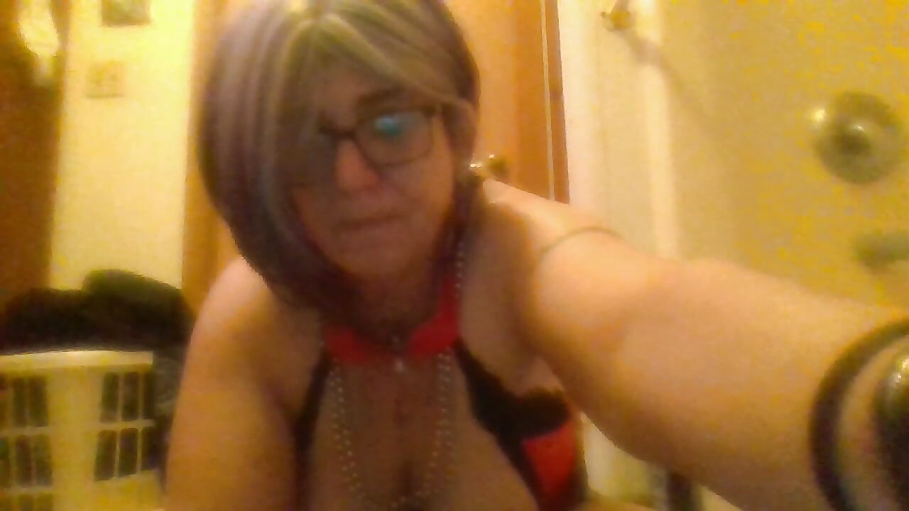 Kırmızı ateşli mini elbise