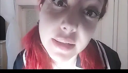 Bu ateşli kızların stomacache'sine yardıma ihtiyacı var, yardım edebilir misin?