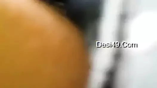 Kız arkadaşım sikişiyor