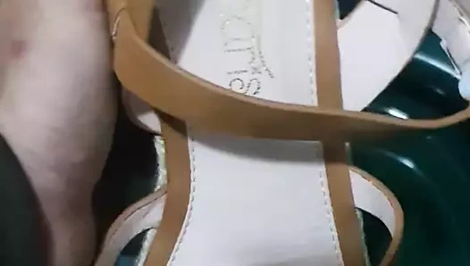 Sikme ona kama ve boşalmak ona sandal