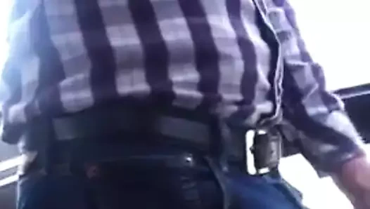 Otobüste Str8 çıkıntısı