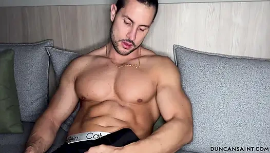 Kocasını aldatasın diye otel odası kiraladılar