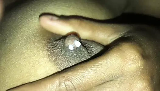 Hintli kız kayınbiraderi ile romantizm yaşıyor