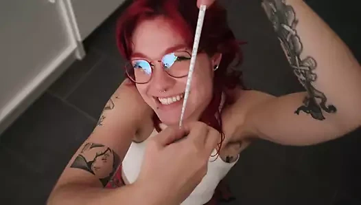 asosyal öğrenci kız arkadaşını yarak ölçmeye davet ediyor