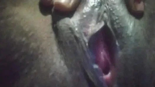 Kız arkadaş ka amcık gösterisi