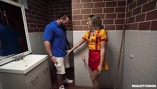 Banyo molası reality kings