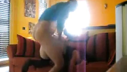 Pronta per essere fottuta da dietro!